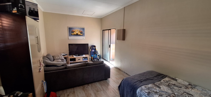 3 Bedroom Property for Sale in Flamingo Park Free State